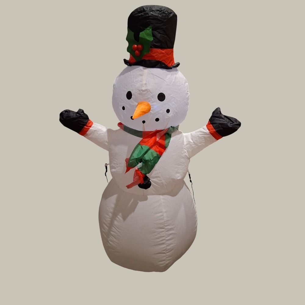 Gemmy Airblown Inflatable Snowman 3.5ft LED Christmas Decor Indoor Outdoor 36687